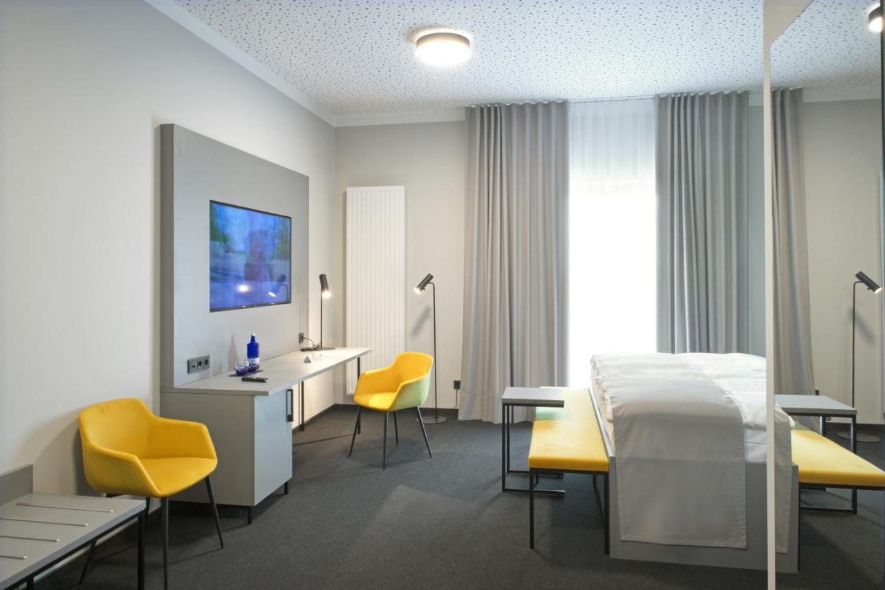Hotel Adler Muenster Екстериор снимка